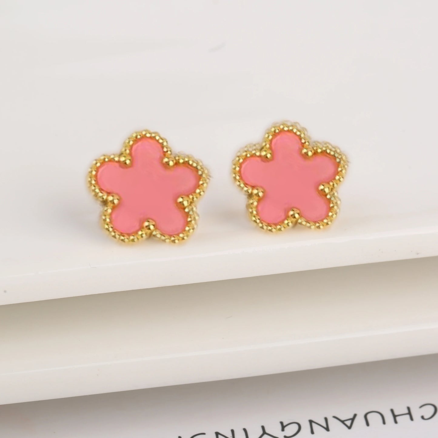 BOUCLE D'OREILLE FLEUR