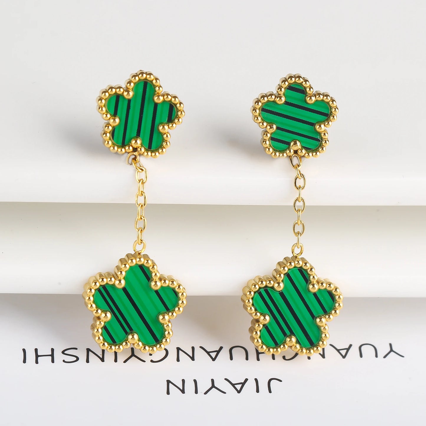 BOUCLE D'OREILLE FLEUR